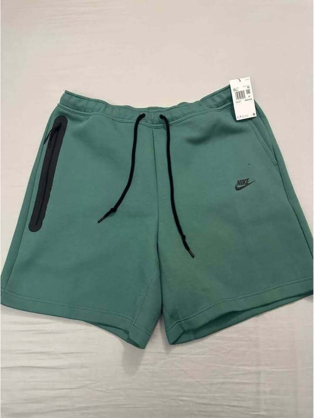 Nike Tech Fleece Shorts Mens Size XXL Brand New $75